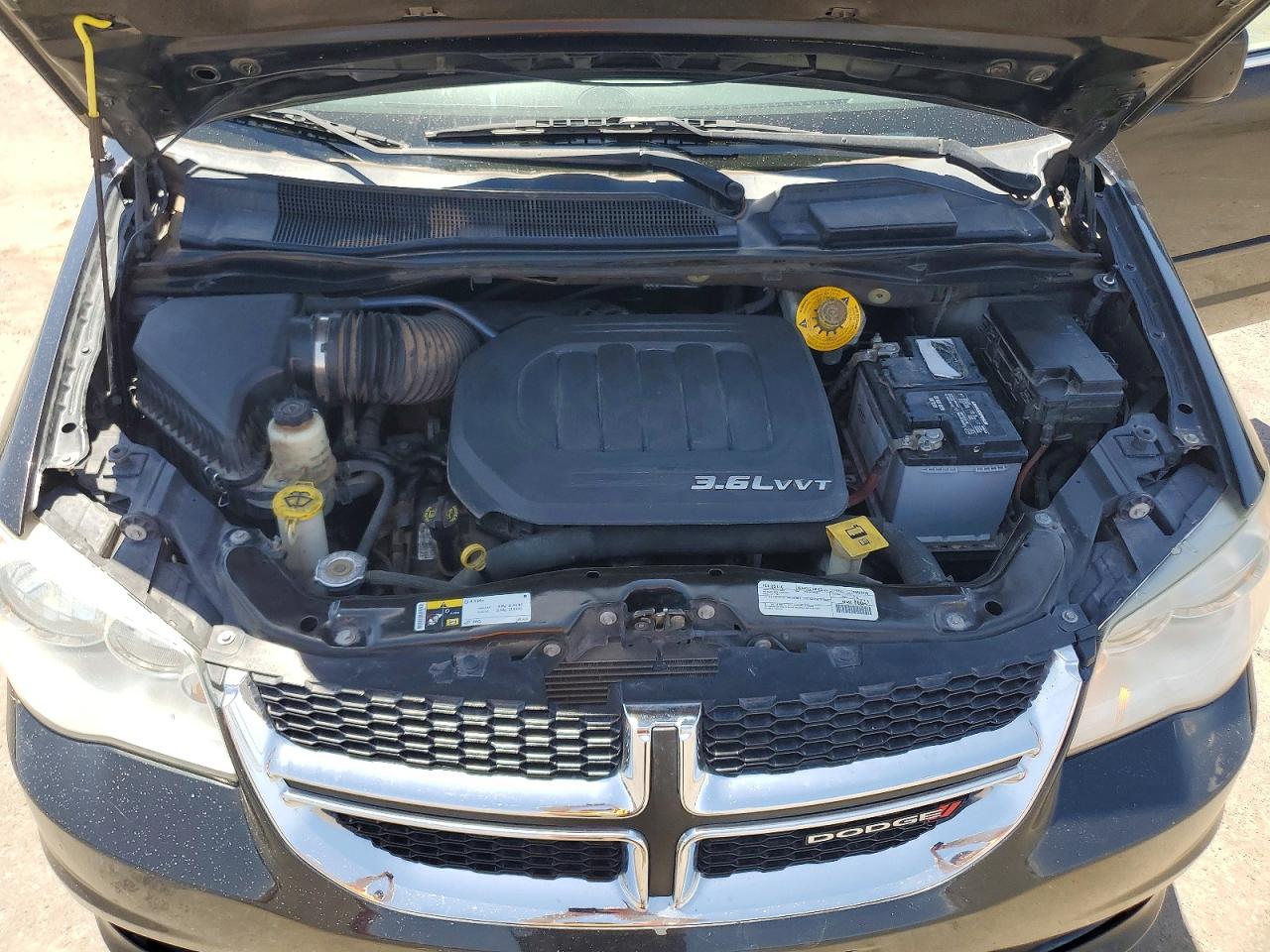 Dodge Caravan Sxt
