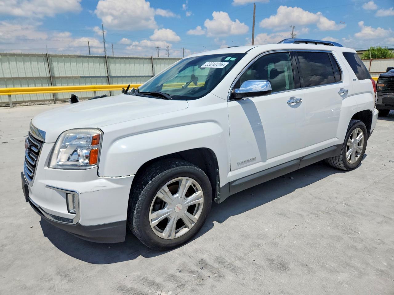 Salvage GMC Terrain Image