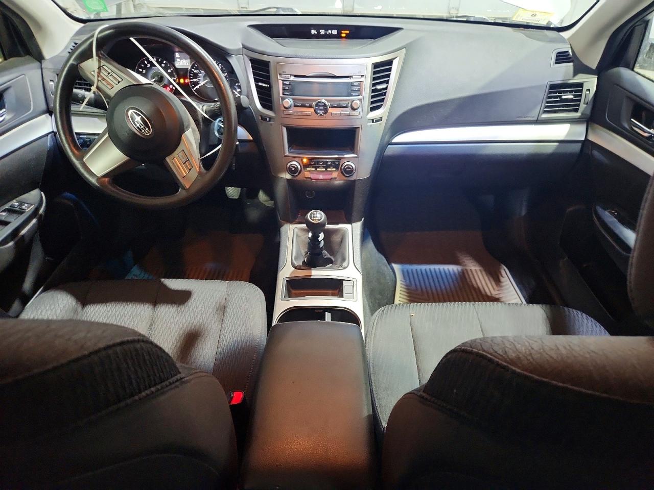 Subaru Outback 2.5i