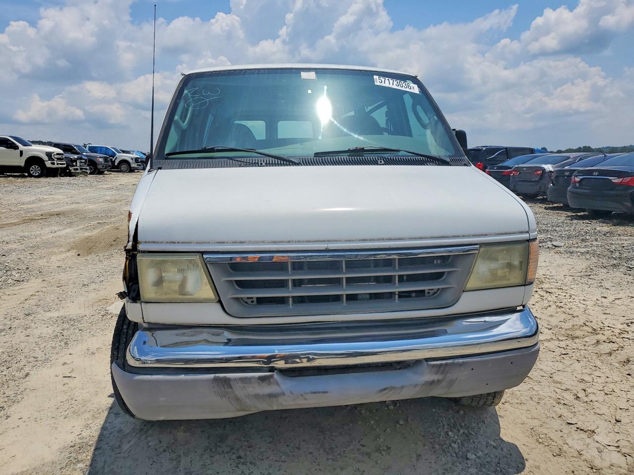 Ford Econoline E350 Super Duty Wagon
