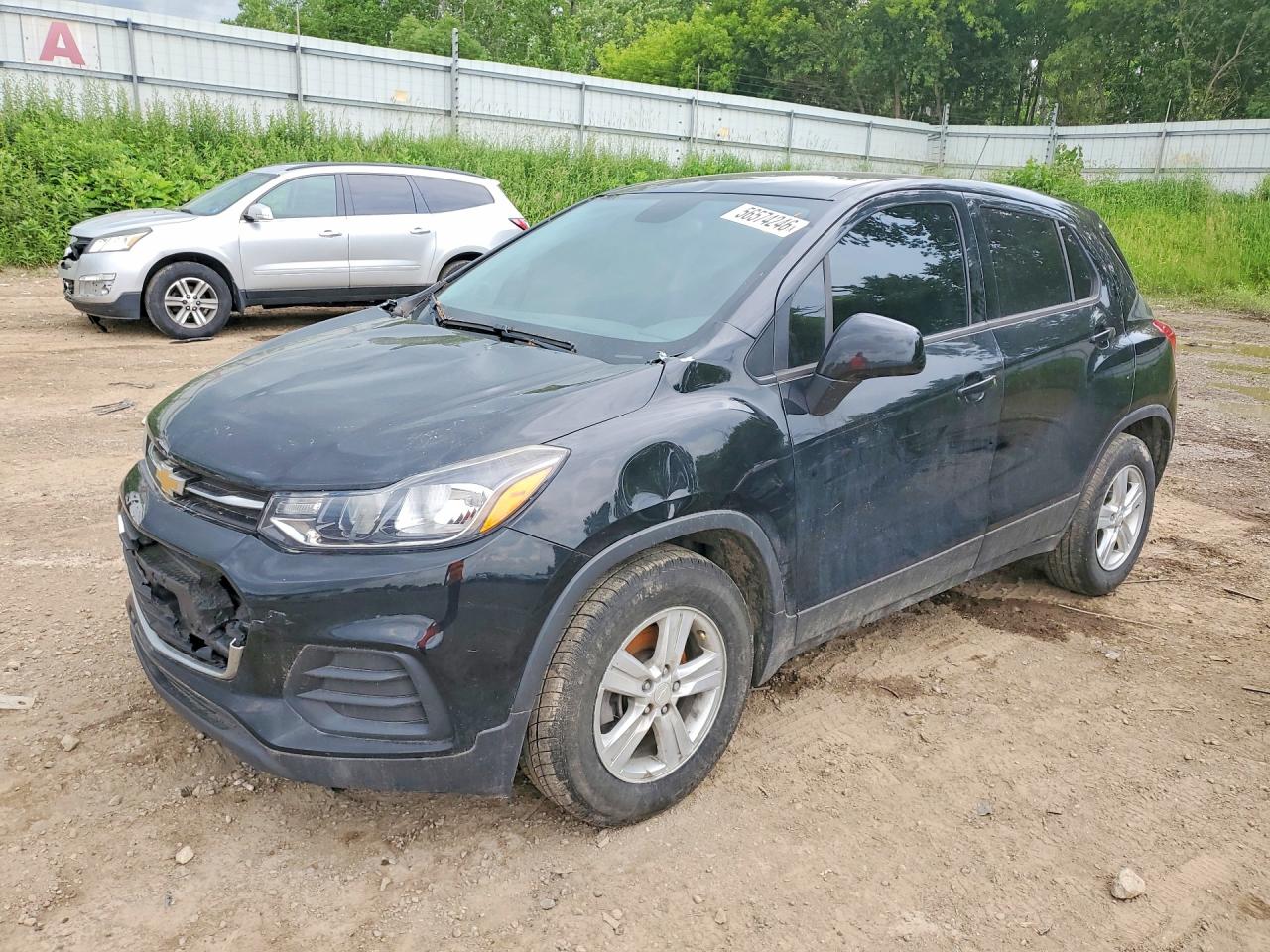Salvage Chevrolet Trax Image
