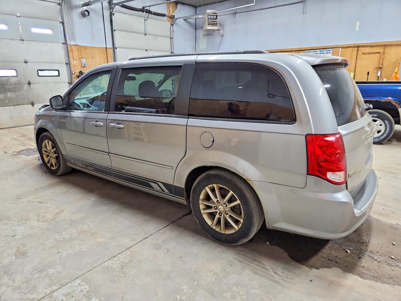 Dodge Caravan Sxt