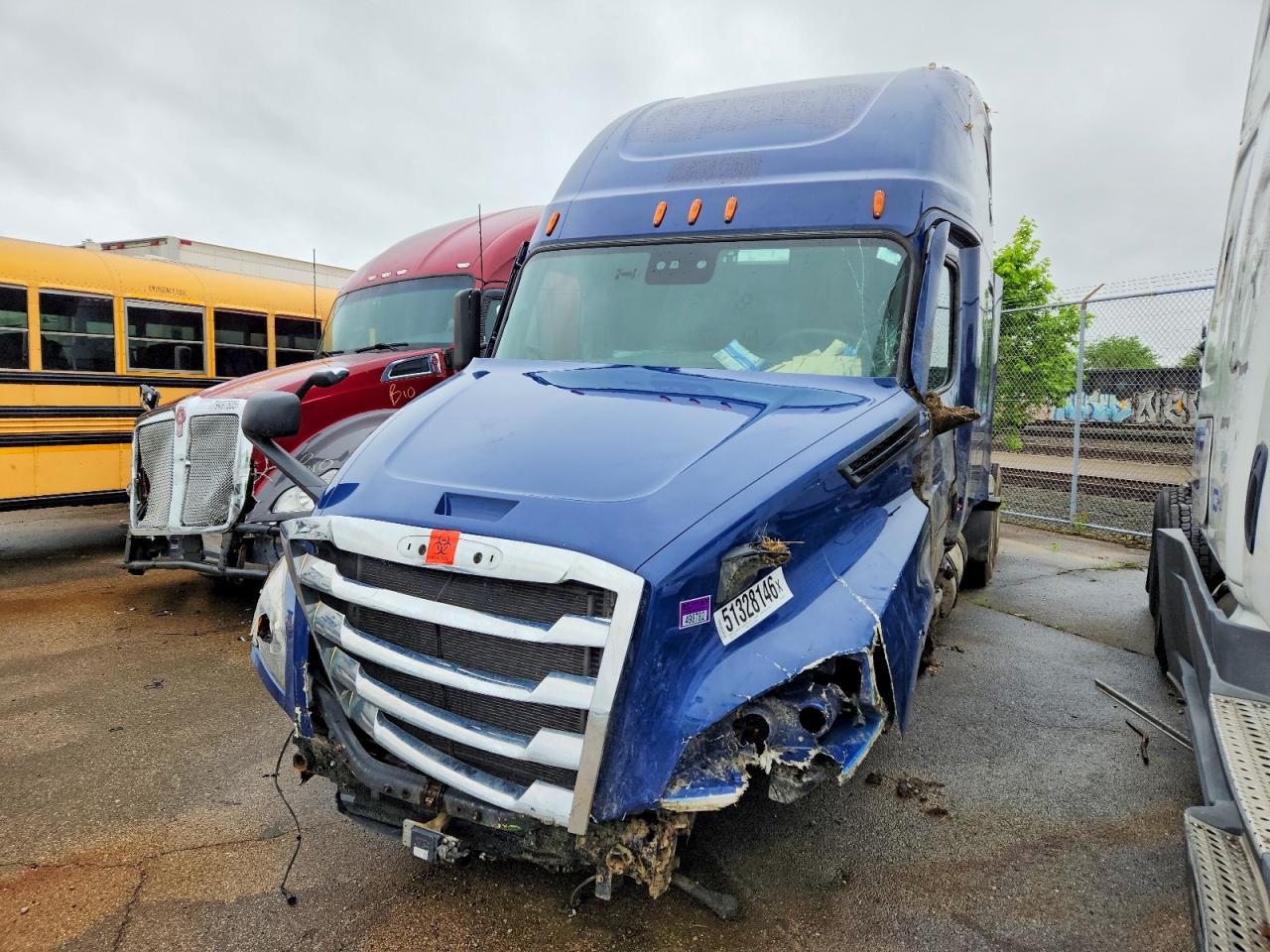 Freightliner Cascadia 126