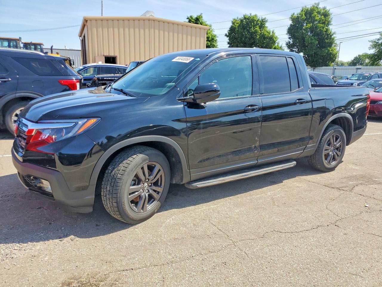 Salvage Honda Ridgeline Image