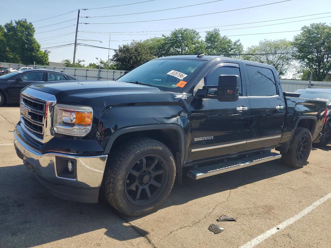 Salvage GMC Sierra Image