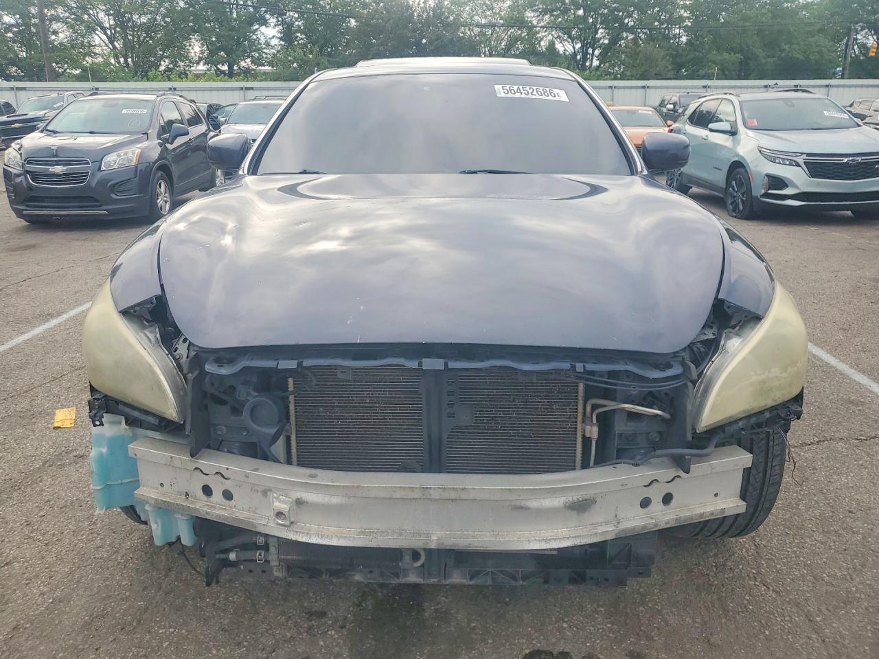 INFINITI M56 Base