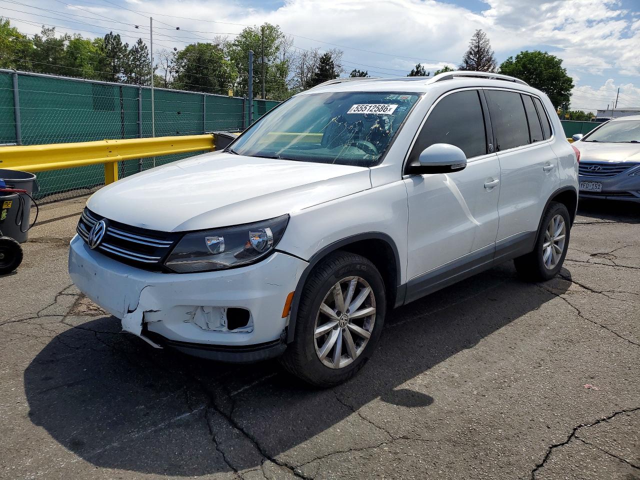 Salvage Volkswagen Tiguan Image