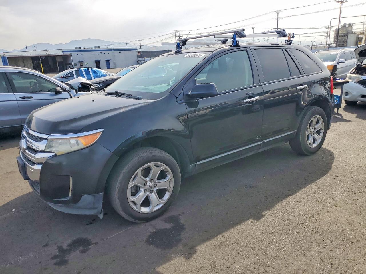 Salvage Ford Edge Image