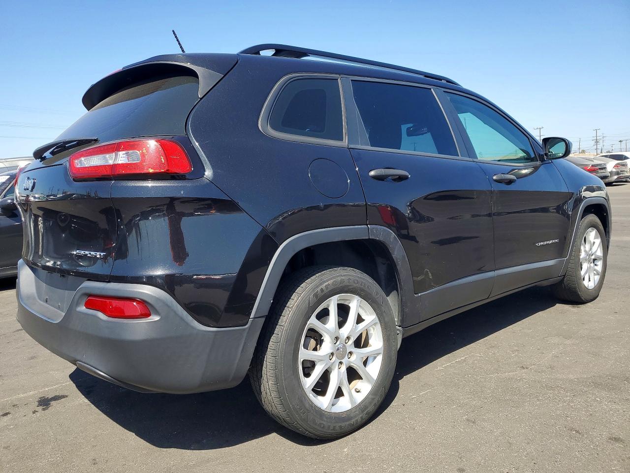 Jeep Cherokee Sport