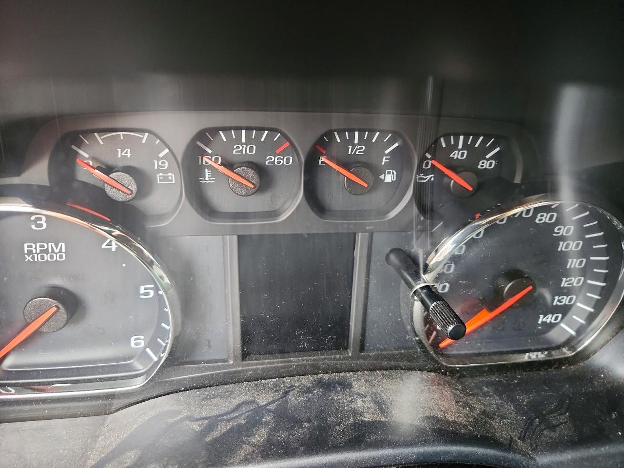 Chevrolet Silverado C1500 Custom