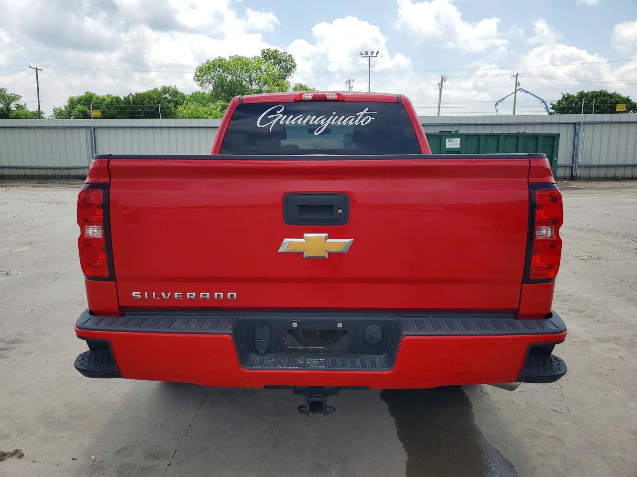 Chevrolet Silverado C1500 Custom