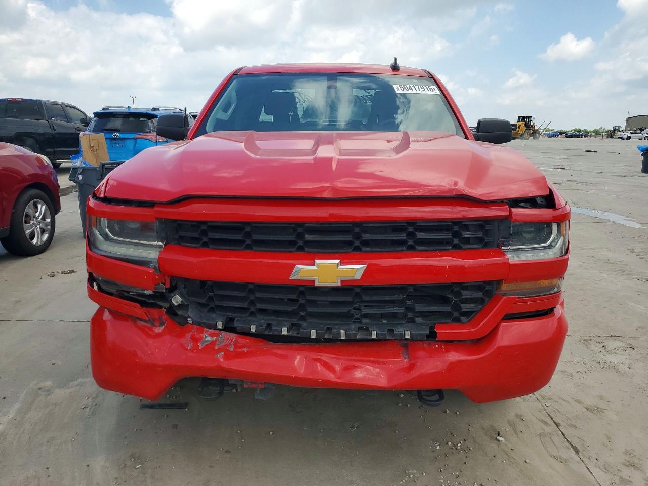 Chevrolet Silverado C1500 Custom