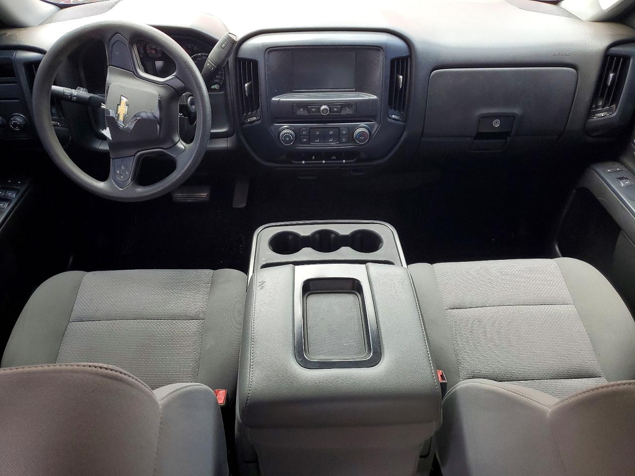 Chevrolet Silverado C1500 Custom