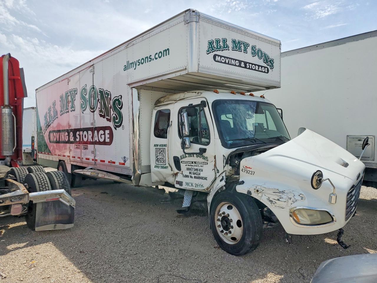 Salvage Freightliner M2 Image