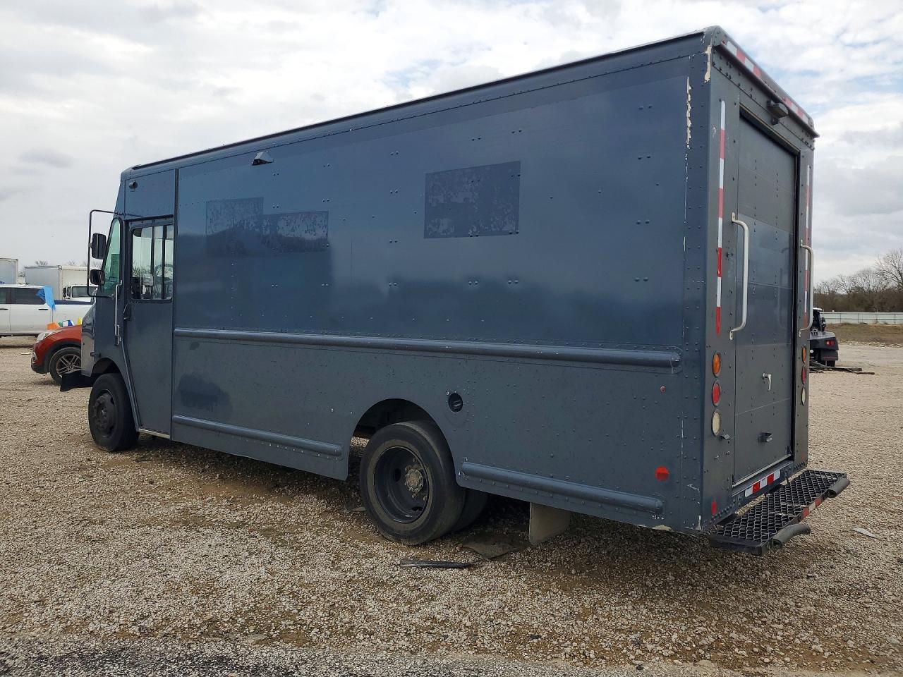 Freightliner Chassis M Line Walk-in Van