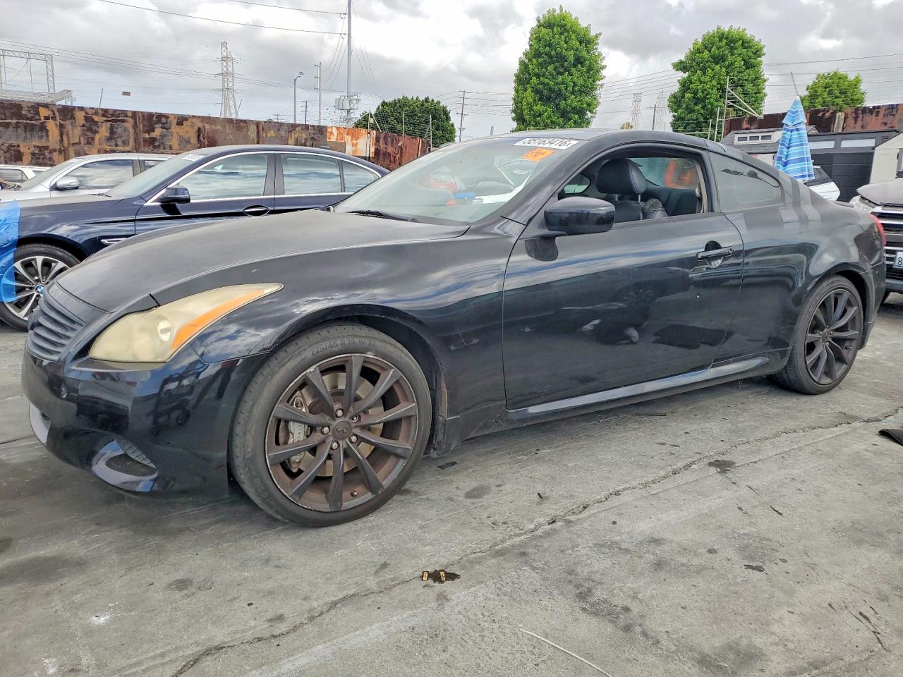 Salvage INFINITI G37 Image
