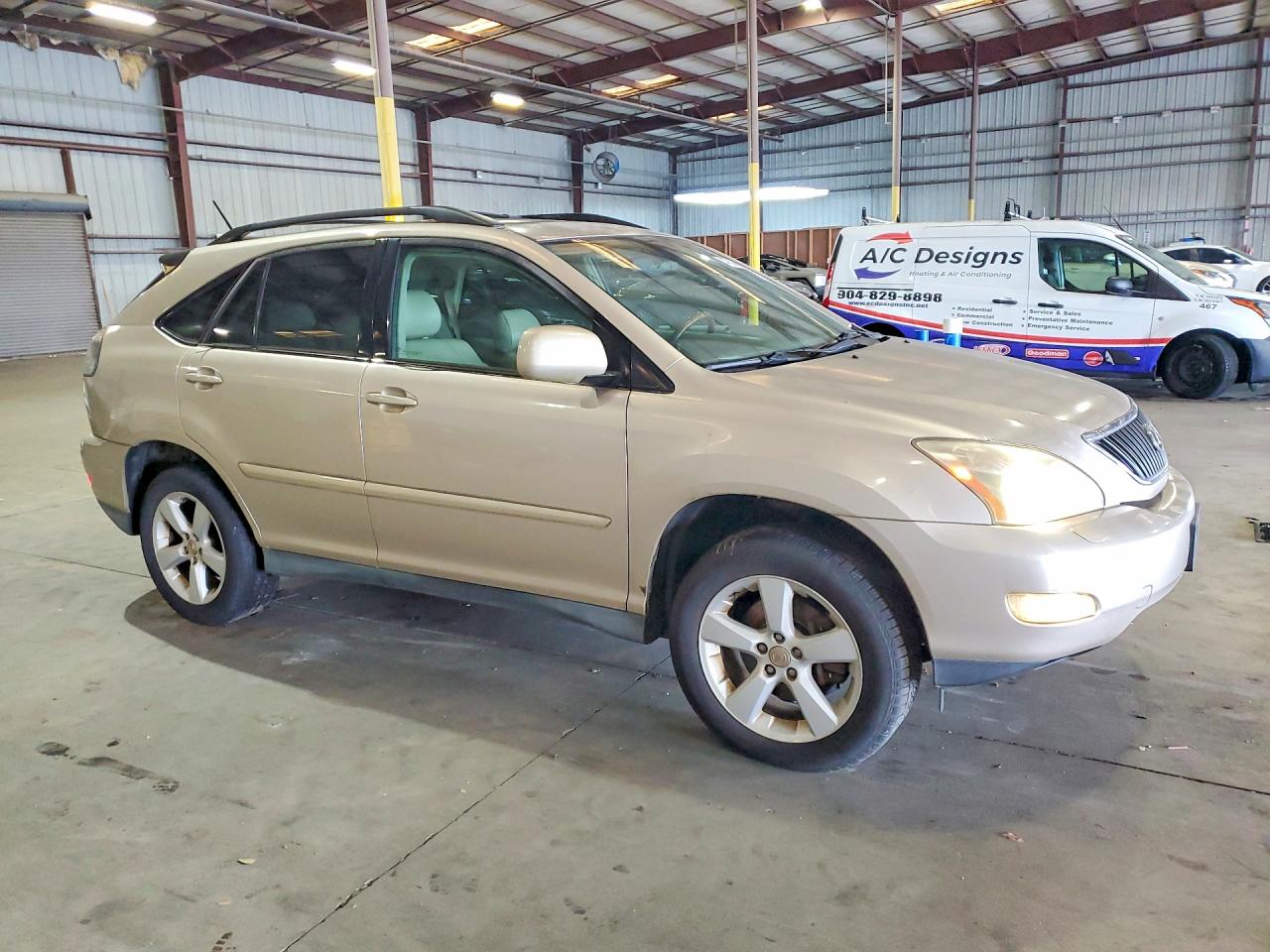 Lexus RX Base