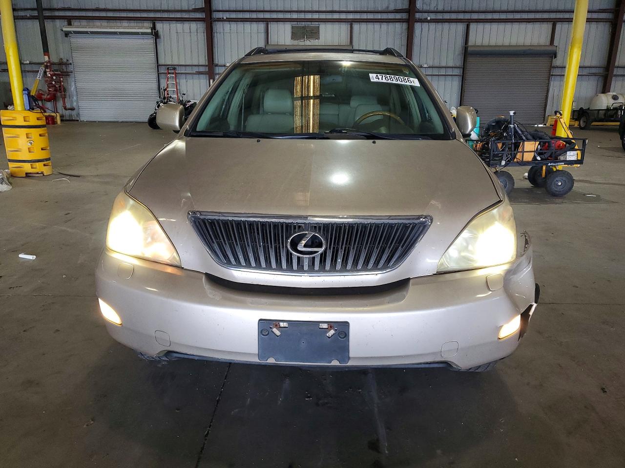 Lexus RX Base