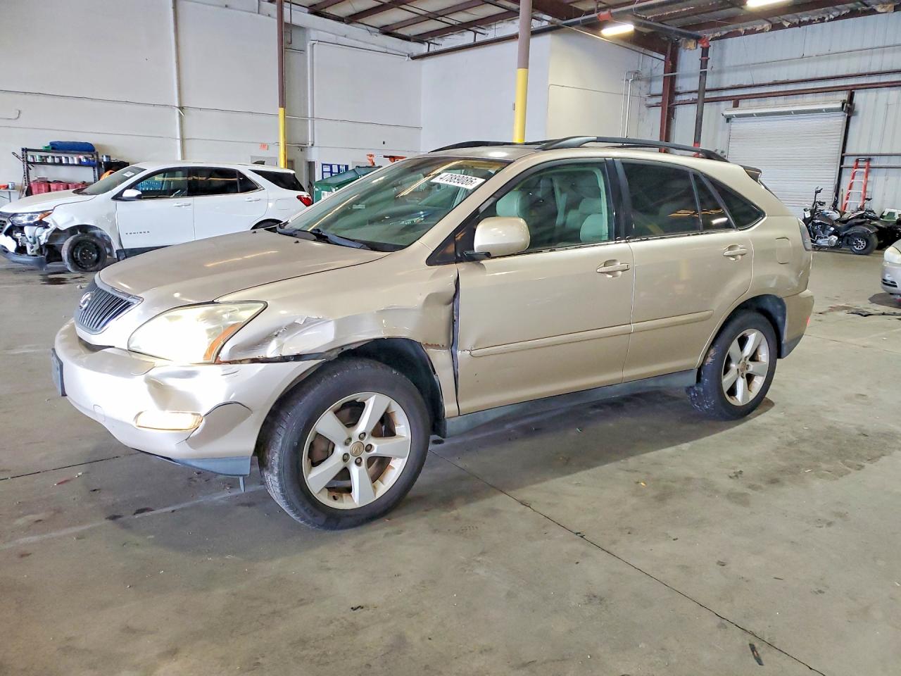 Salvage Lexus RX Image