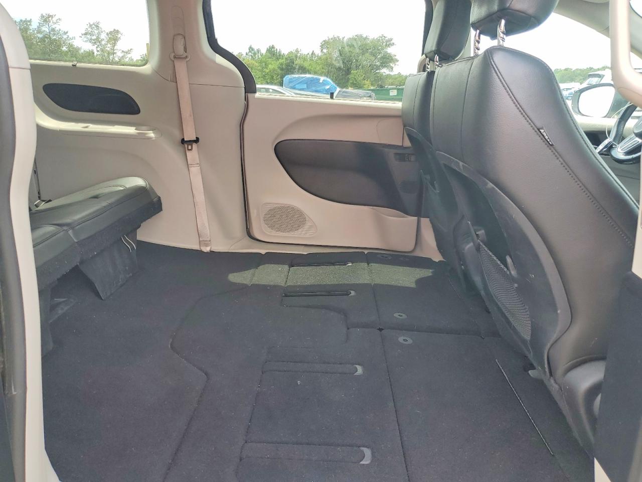 Chrysler Pacifica Touring L