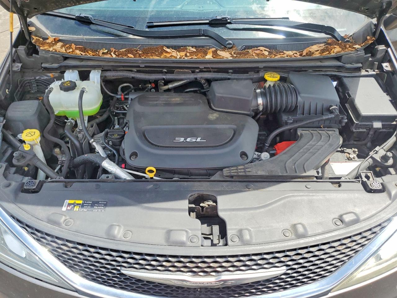 Chrysler Pacifica Touring L