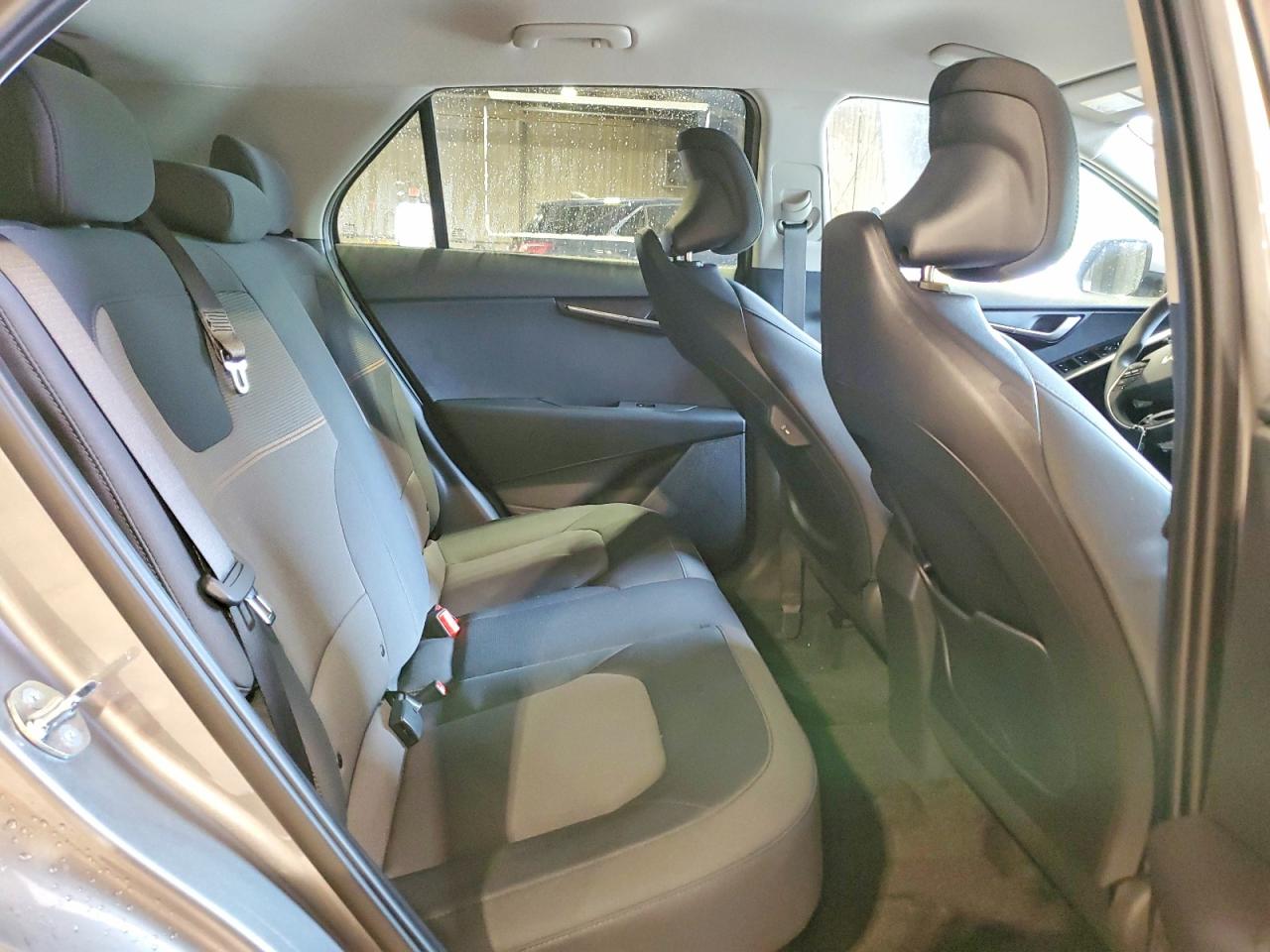 Kia Niro Lx