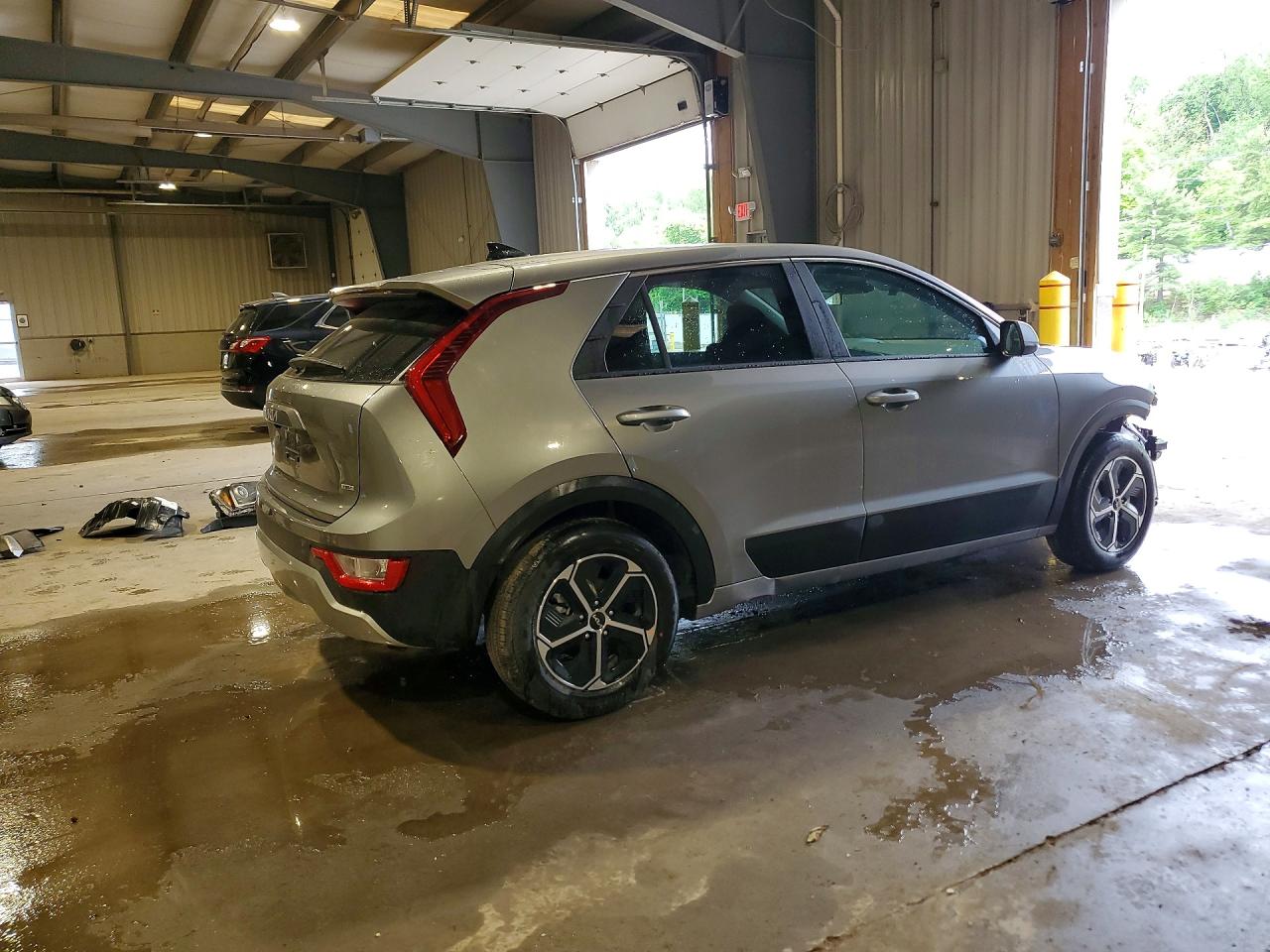 Kia Niro Lx