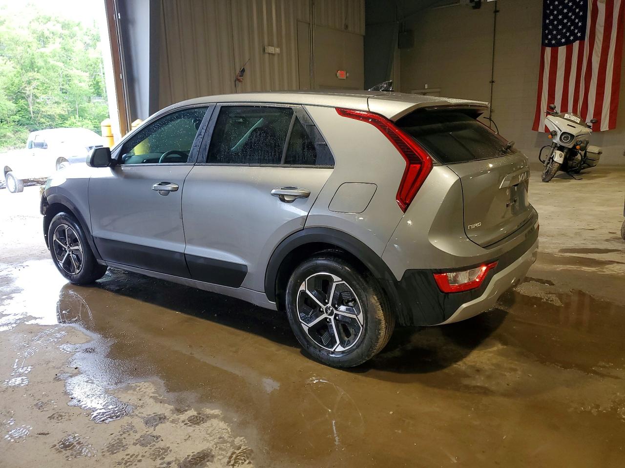Kia Niro Lx
