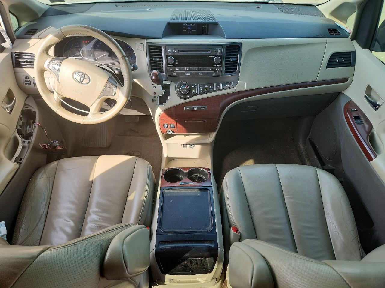 Toyota Sienna Xle 8-passenger