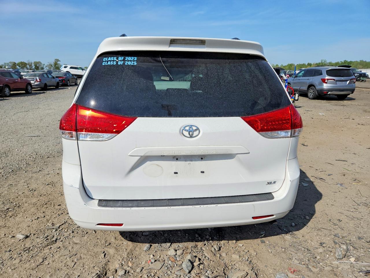 Toyota Sienna Xle 8-passenger