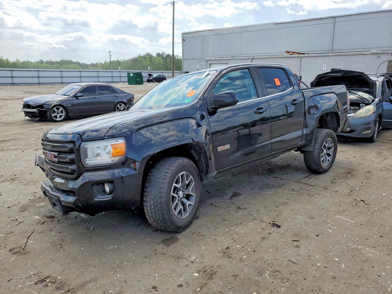 Salvage GMC Canyon Image