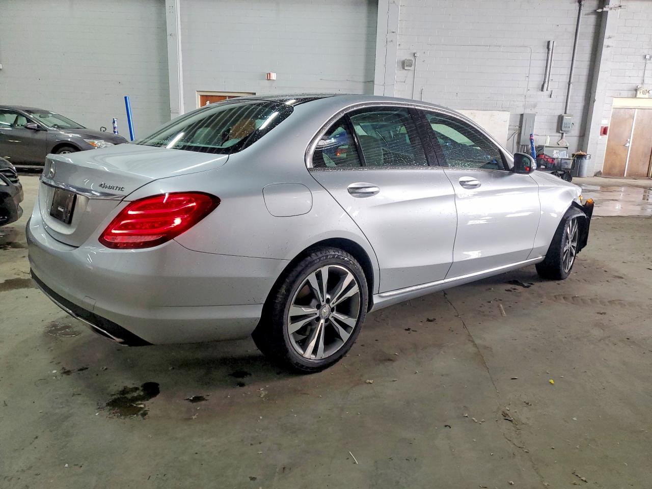 Mercedes-Benz C-Class 300 4matic