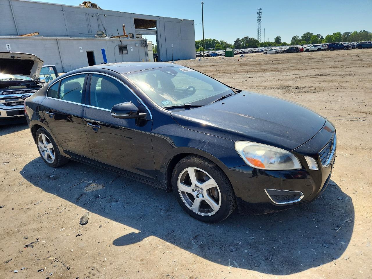 Volvo S60 T5