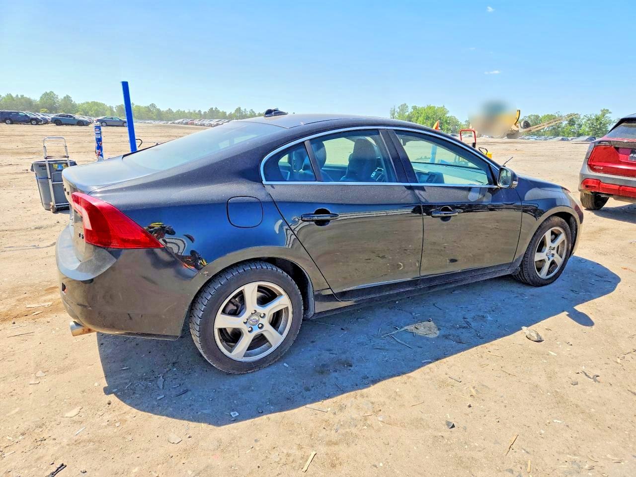 Volvo S60 T5