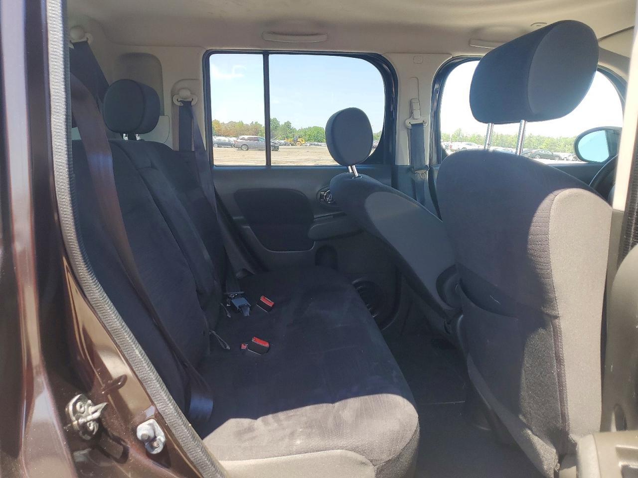 Nissan cube 1.8
