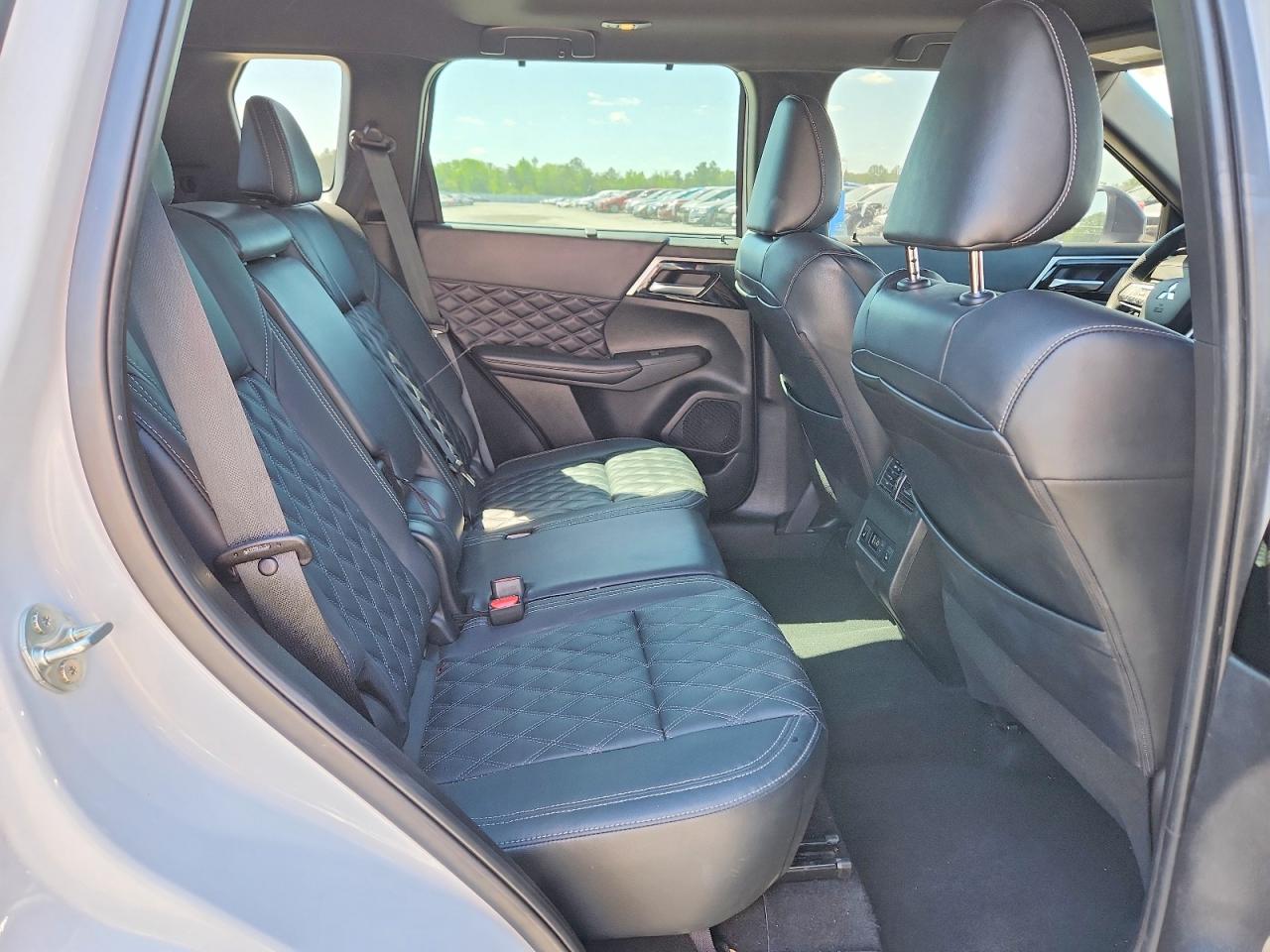 Mitsubishi Outlander Sel