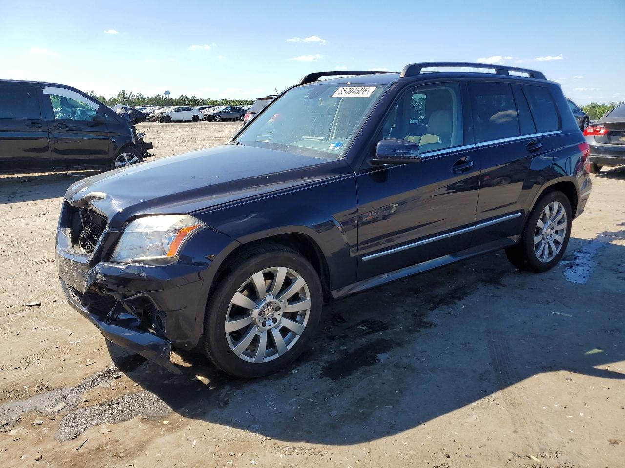 Salvage Mercedes-Benz GLK Image