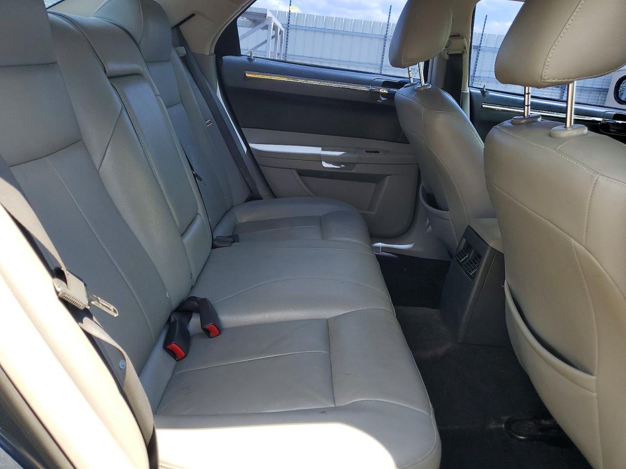 Chrysler 300 Touring