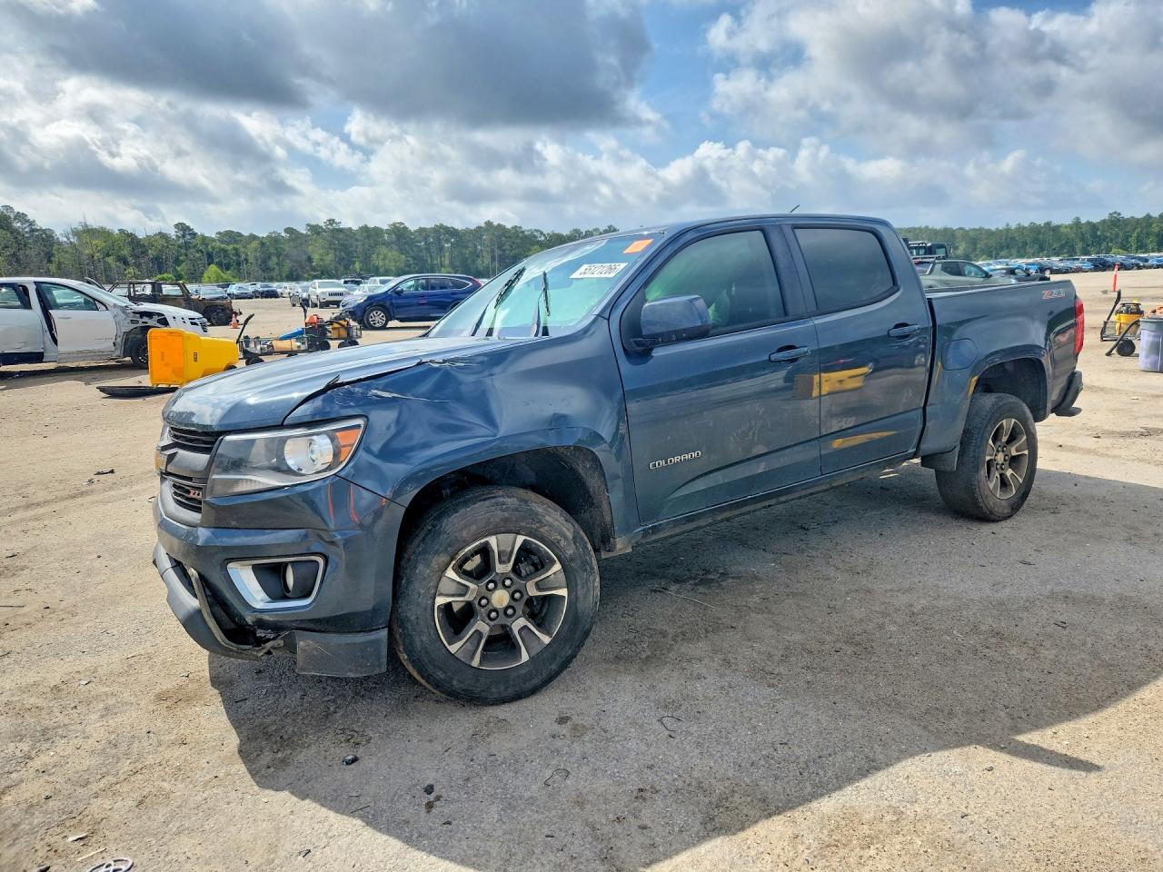 Salvage Chevrolet Colorado Image