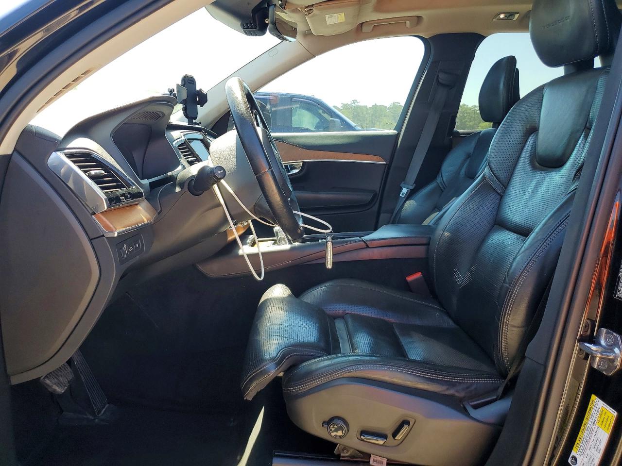Volvo XC90 T8