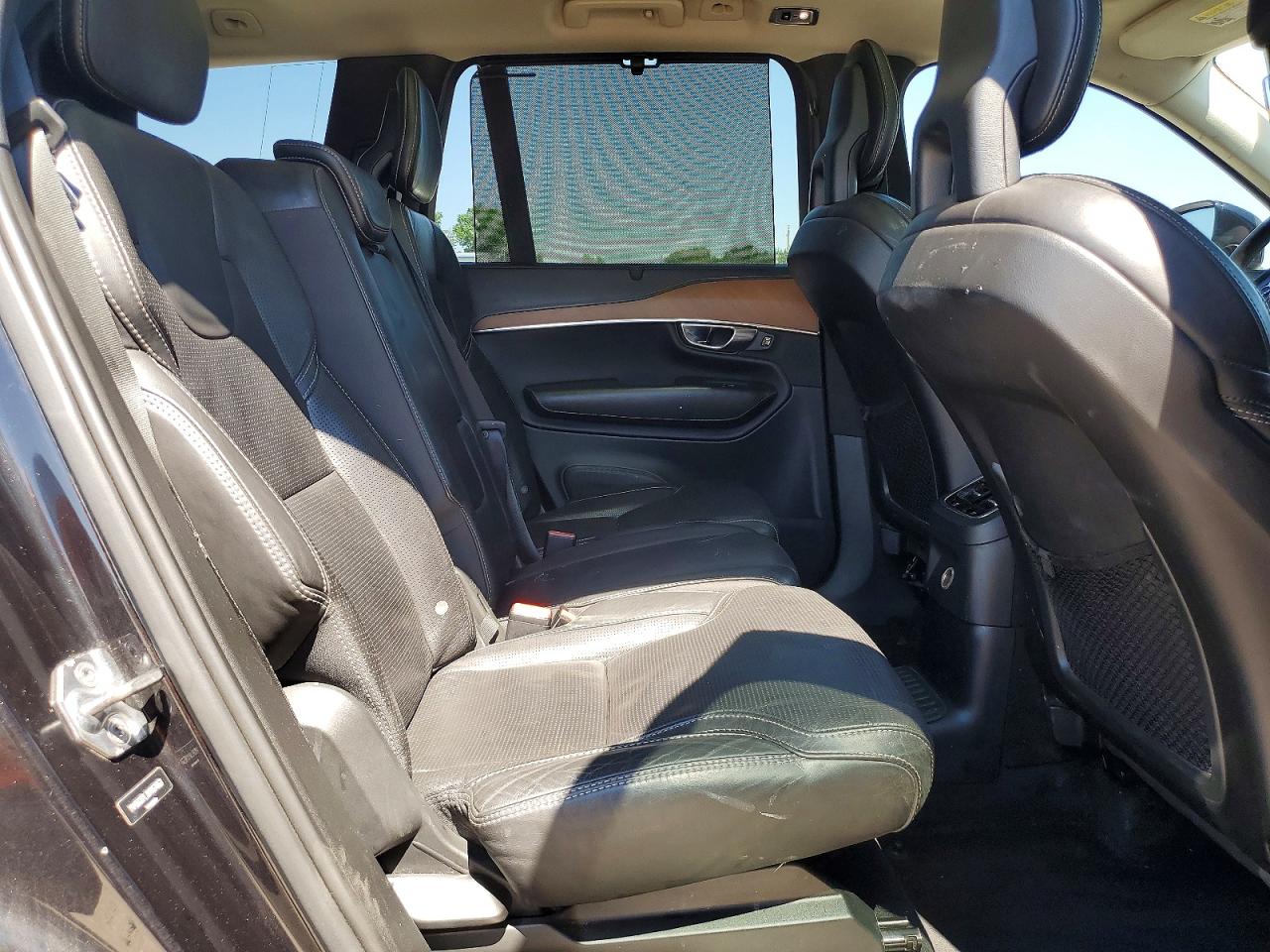 Volvo XC90 T8