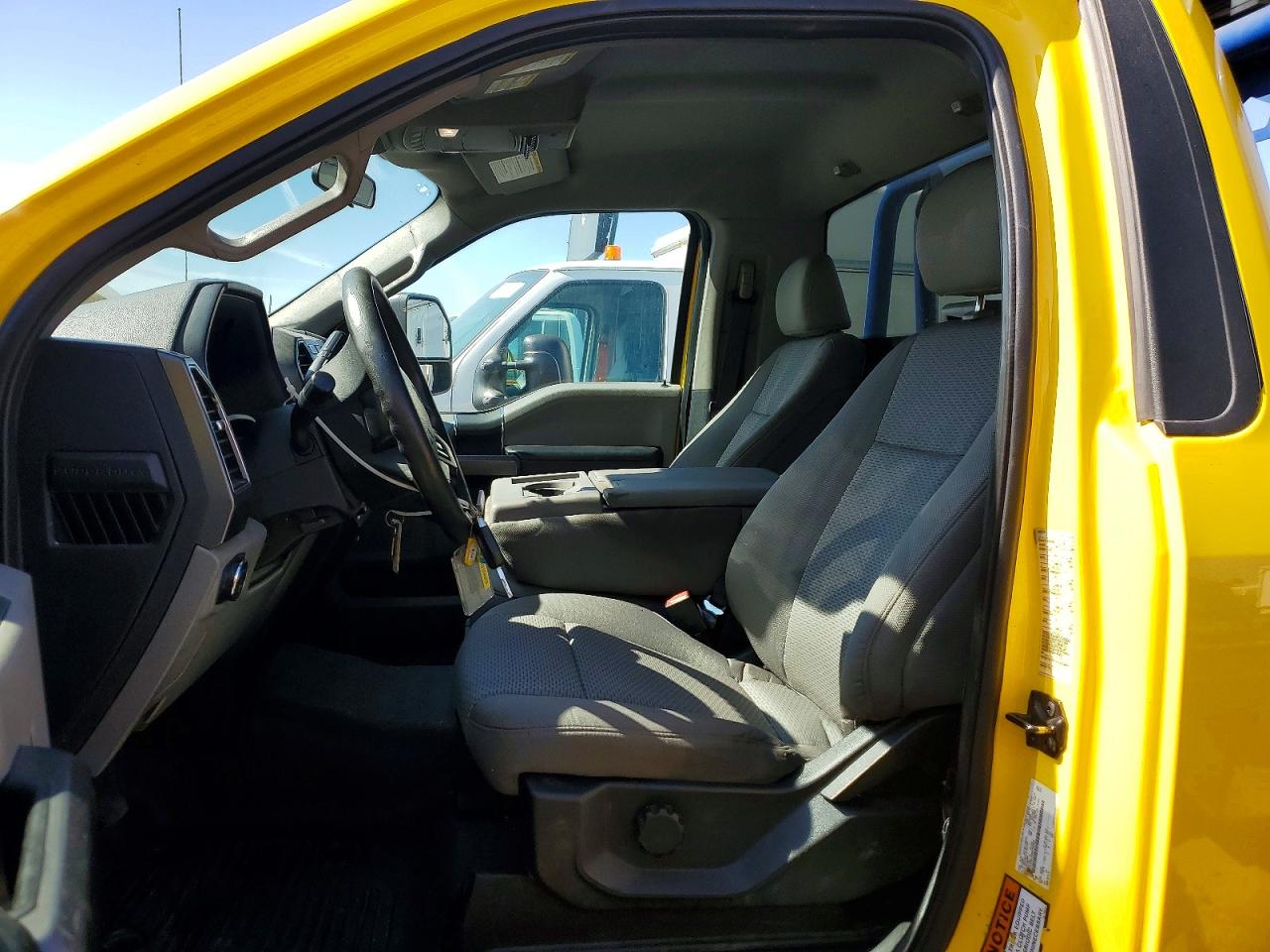 Ford F-550 Super Duty