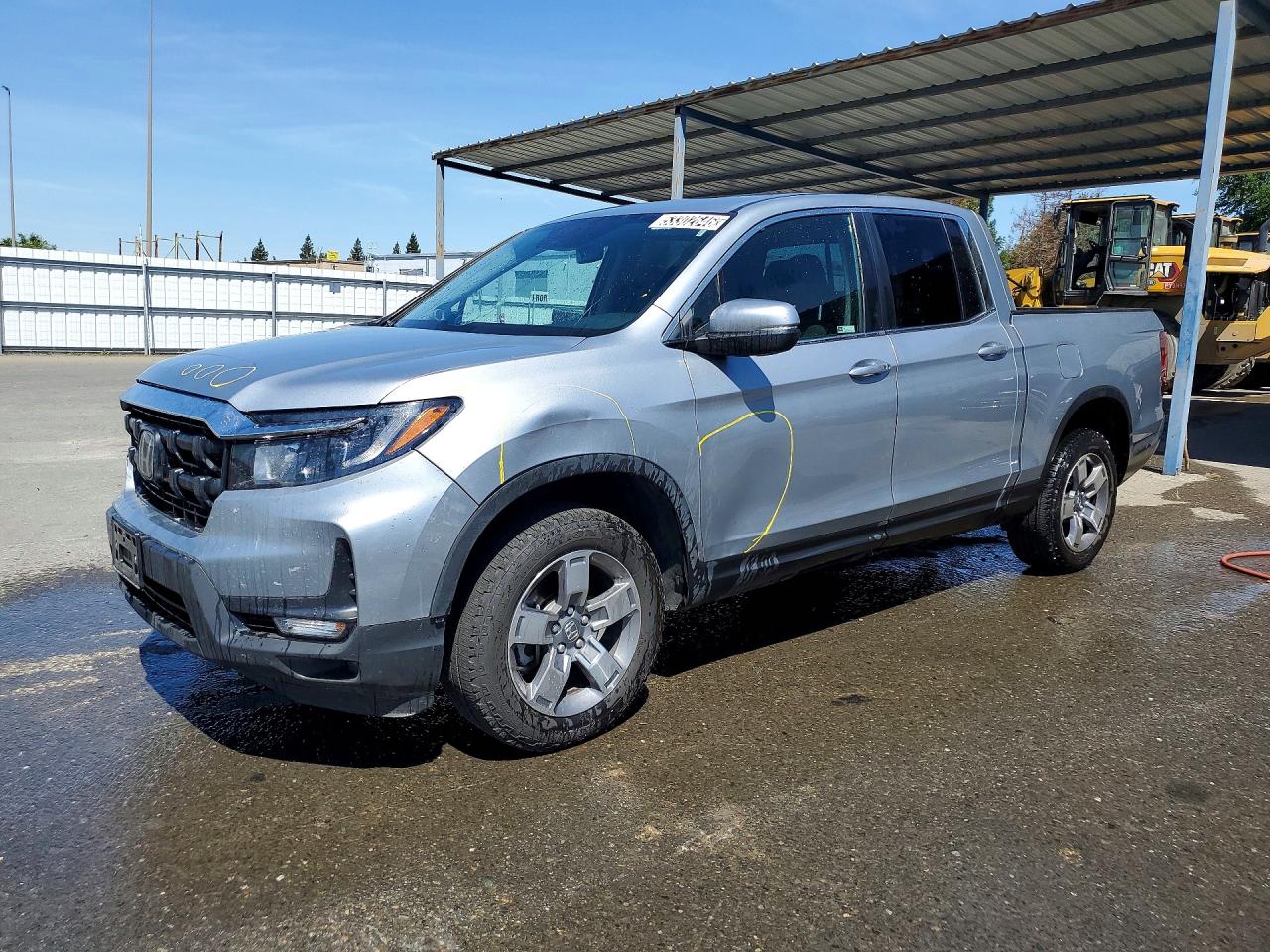 Salvage Honda Ridgeline Image