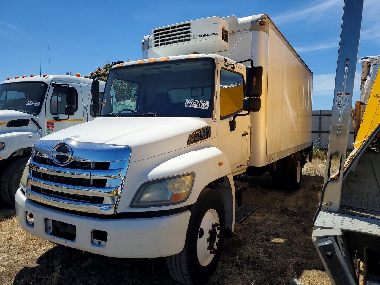 Salvage Hino 258 268 Image