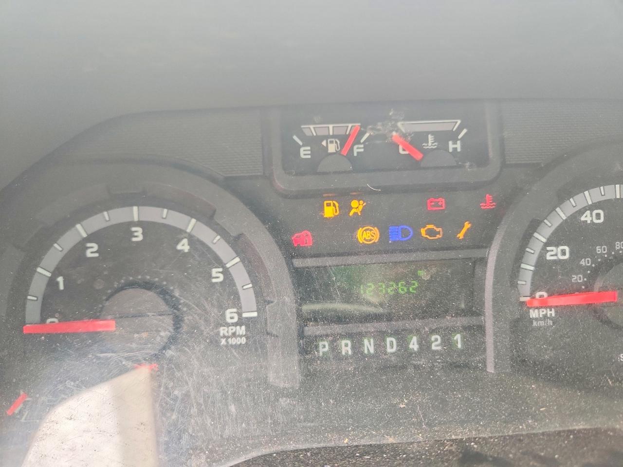 Ford Econoline E350 Super Duty Van