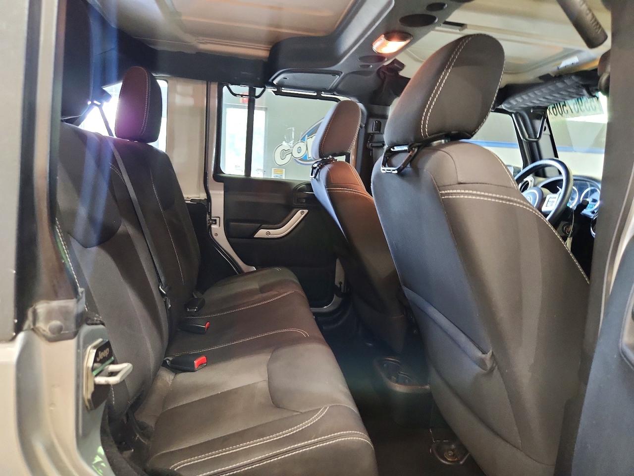 Jeep Wrangler Sahara