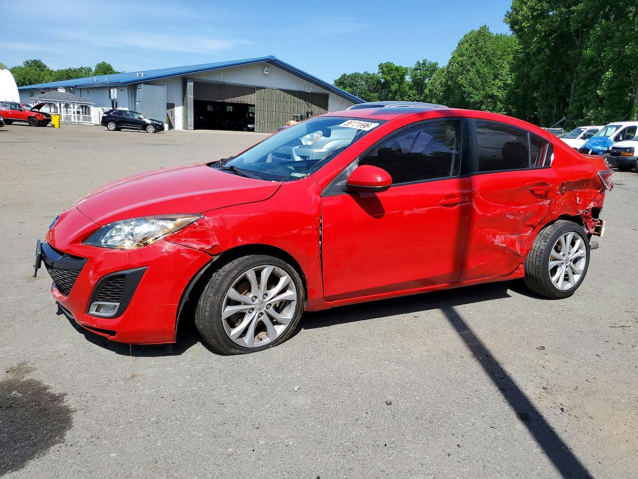 Salvage Mazda Mazda3 Image