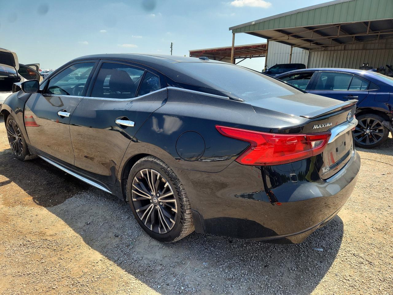 Nissan Maxima Platinum