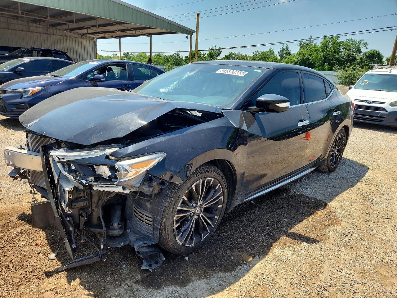 Salvage Nissan Maxima Image