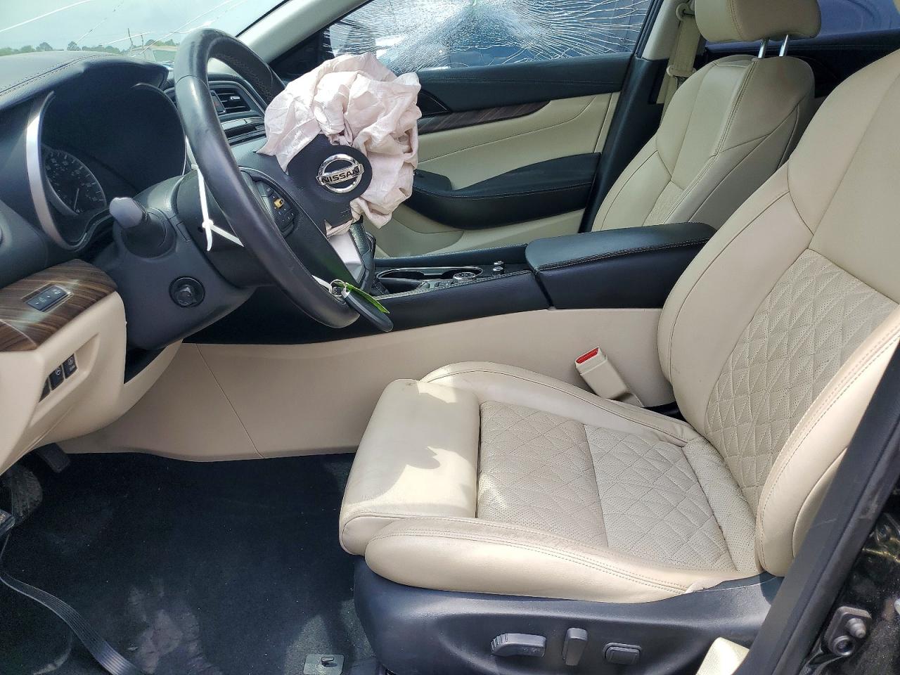 Nissan Maxima Platinum